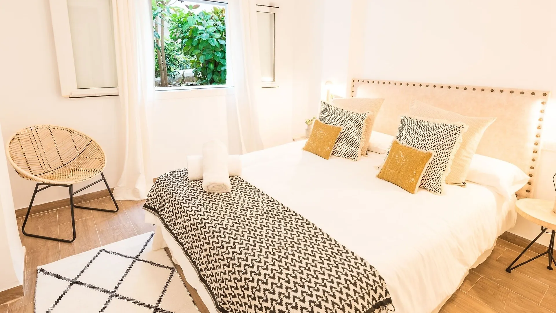 A Slice Of Heaven Puerto Banus Apartment Marbella